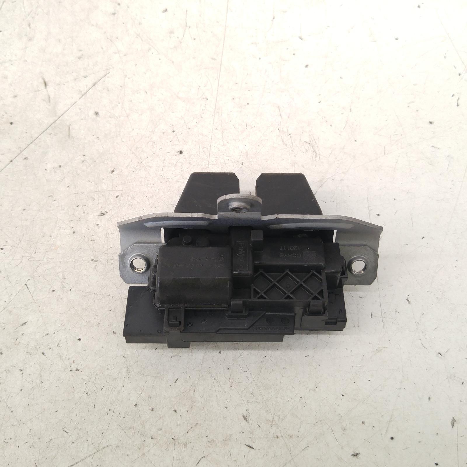 2017 Ford Mondeo Door/Boot/Gate Lock View Auto part Door/Boot/Gate Lock Ford Mondeo 2017