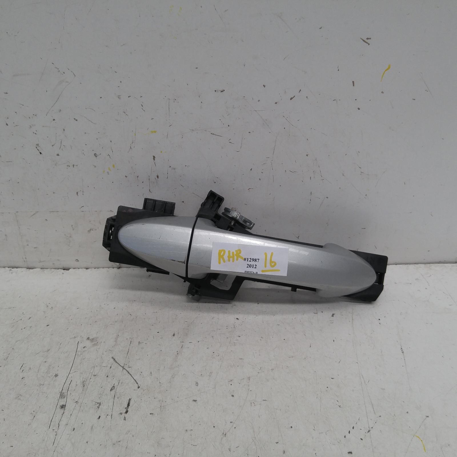 View Auto part Door Handle Ford Fiesta 2012
