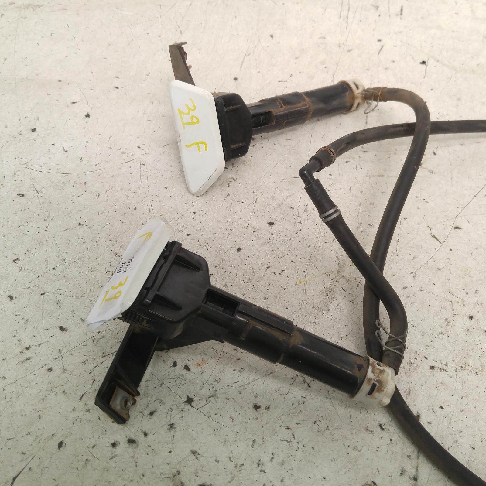 View Auto part Washer Jet Mitsubishi Outlander 2015