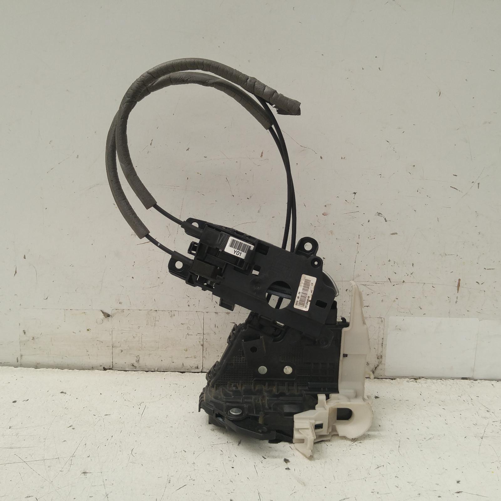 View Auto part Door/Boot/Gate Lock Kia Cerato 2016