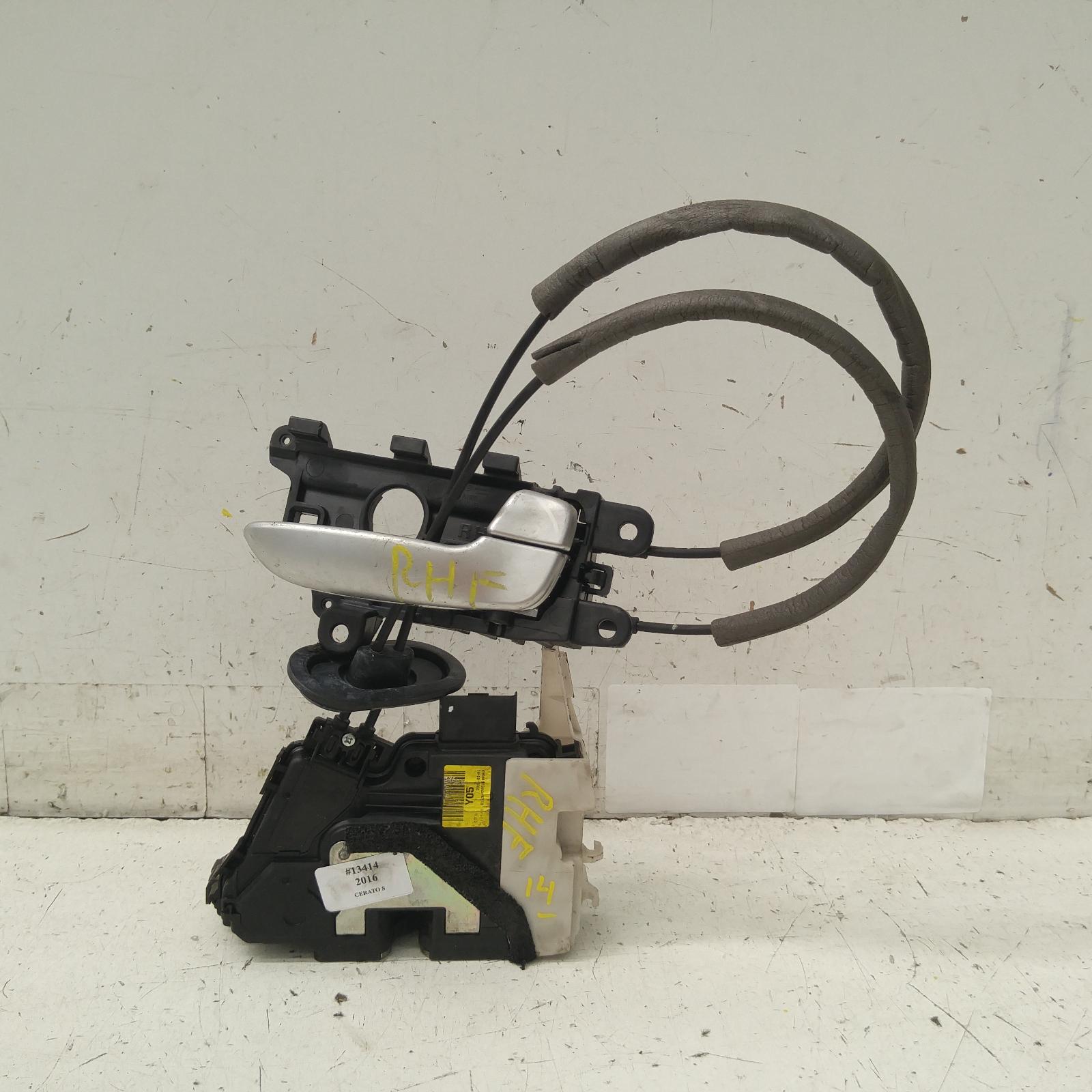 View Auto part Door/Boot/Gate Lock Kia Cerato 2016