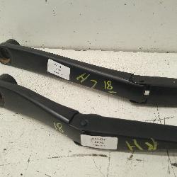 View Auto part Wiper Arm Kia Cerato 2016