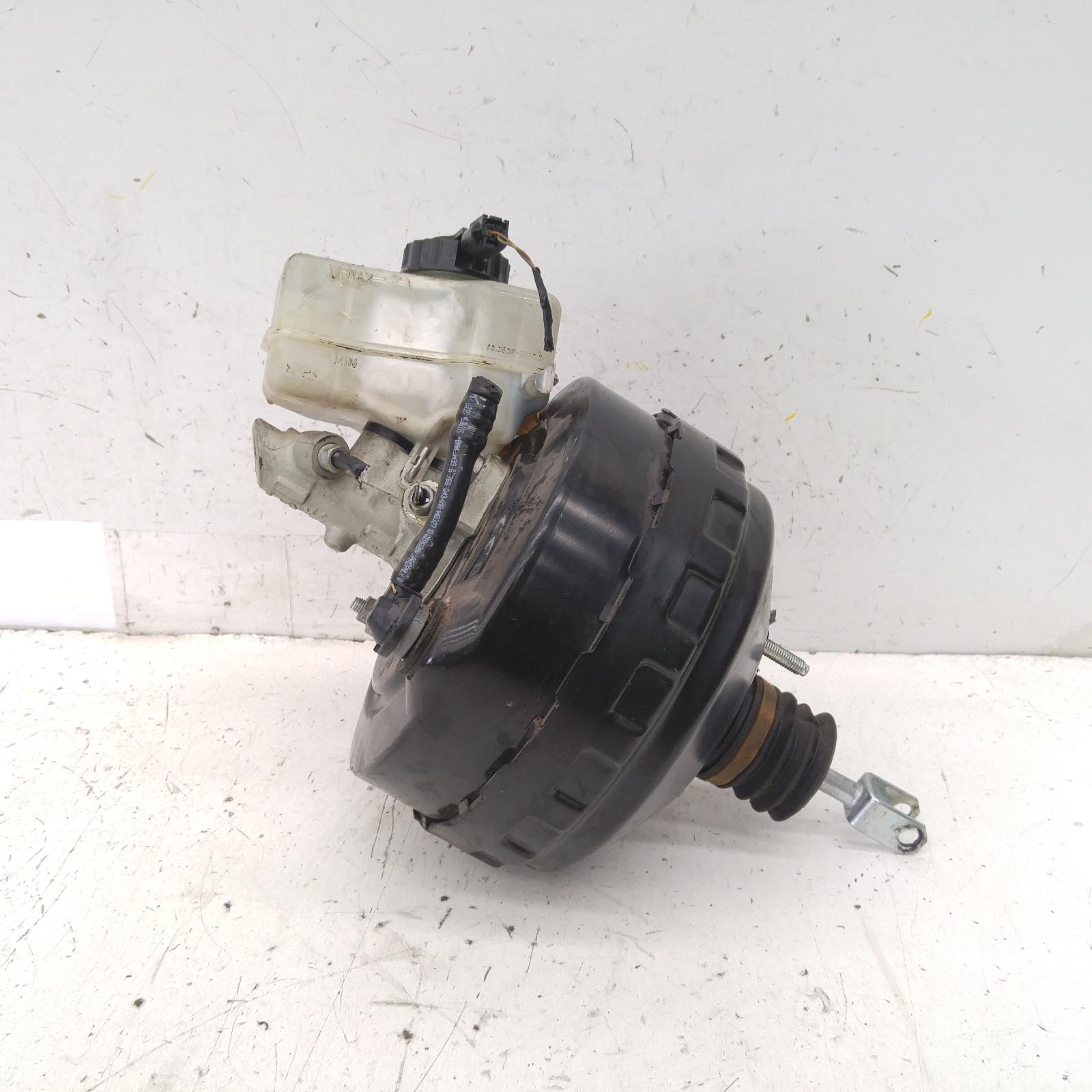 2005 Bmw 1 Series Brake Booster View Auto part Brake Booster Bmw 1 Series 2005
