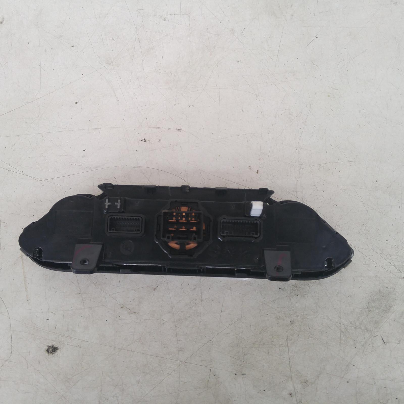 View Auto part Heater/Ac Controls Kia Cerato 2019