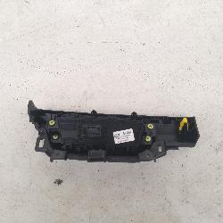View Auto part Misc Switch/Relay Kia Cerato 2019