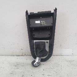 View Auto part Console Kia Cerato 2019