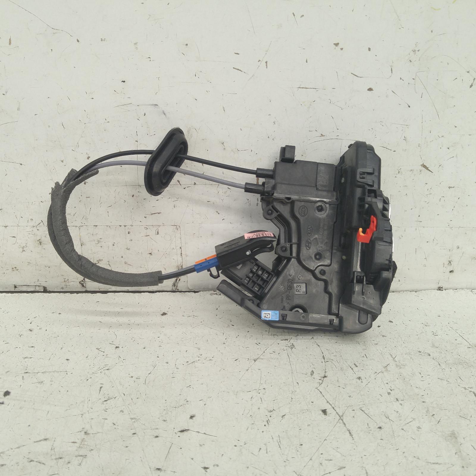 View Auto part Door/Boot/Gate Lock Kia Cerato 2019