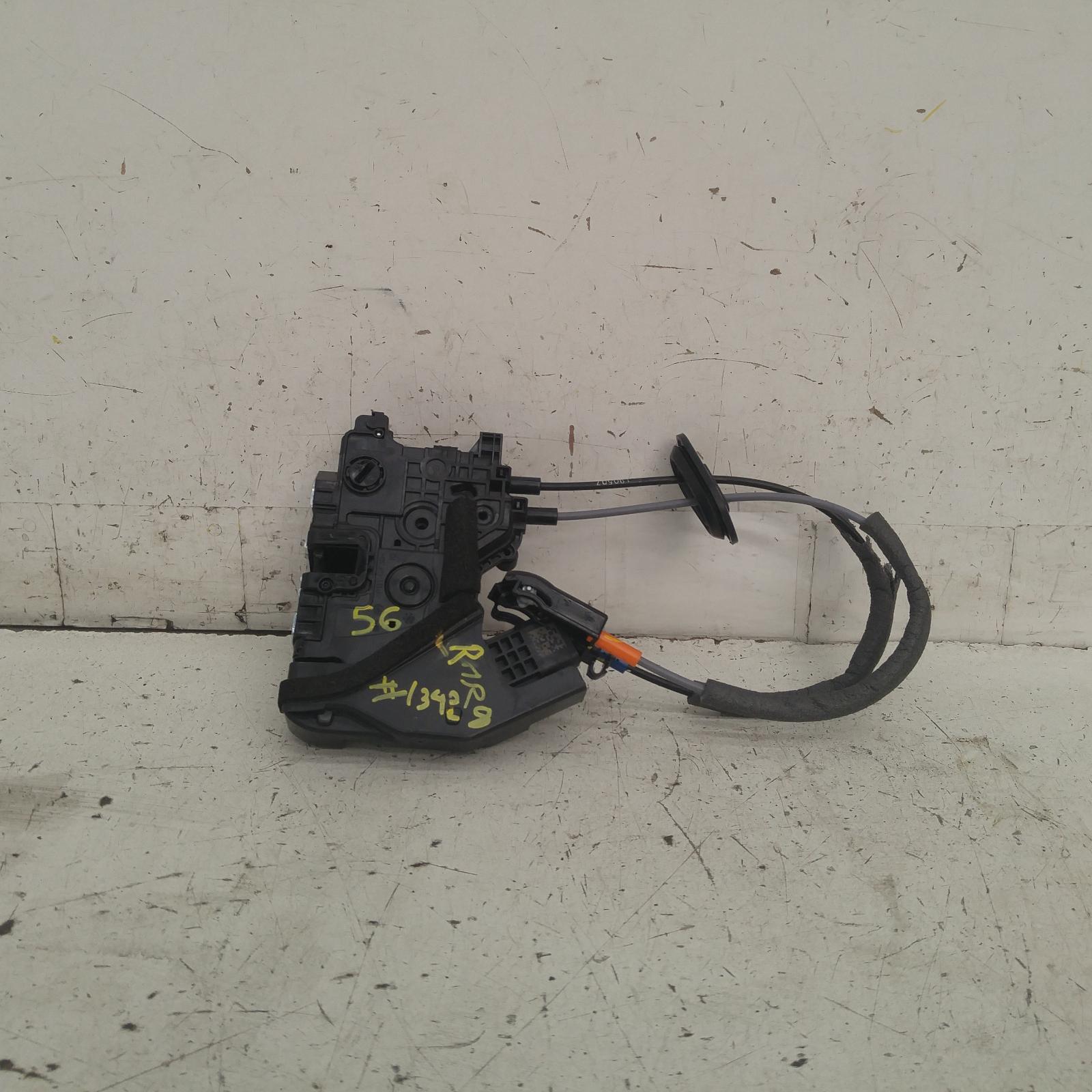View Auto part Door/Boot/Gate Lock Kia Cerato 2019