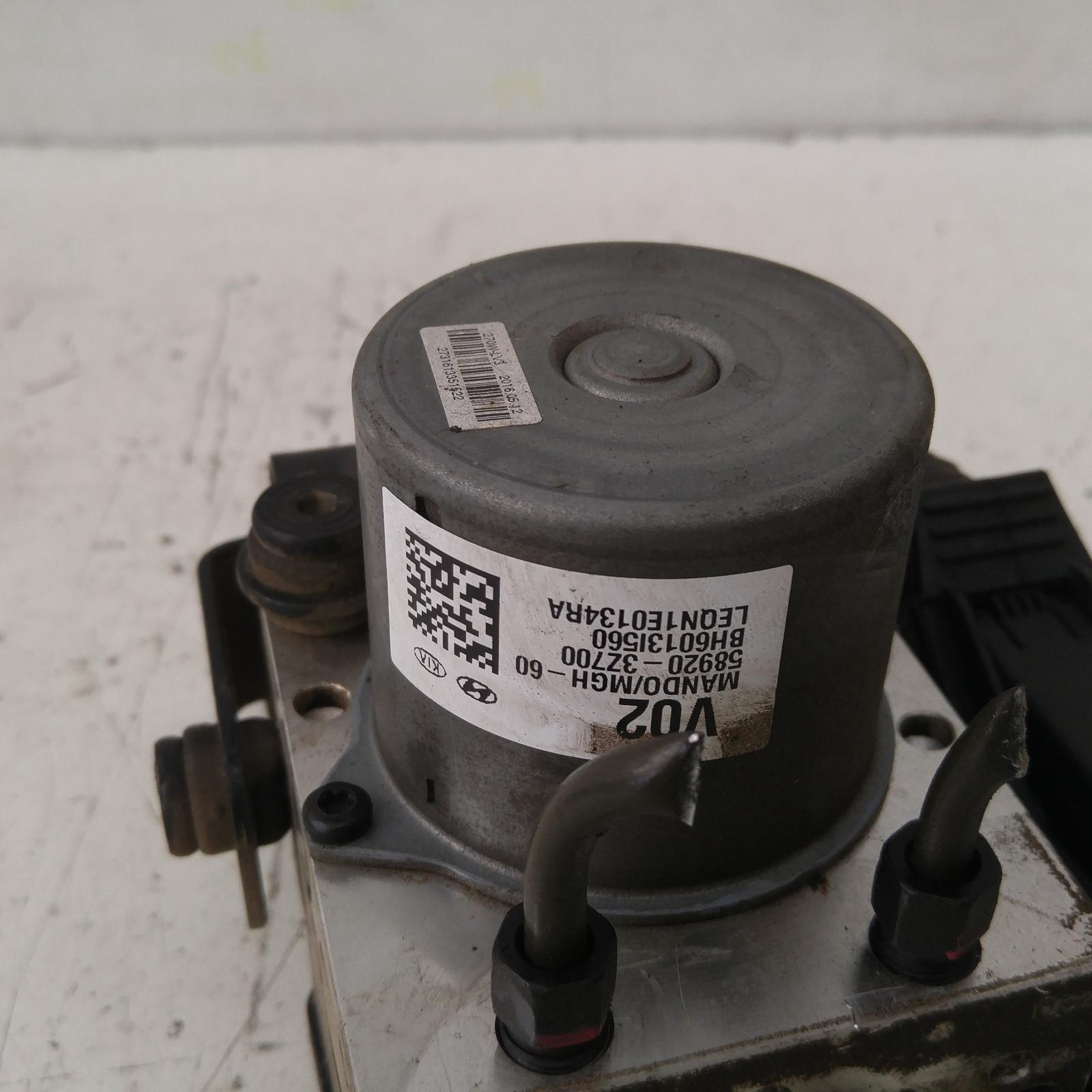 2016 Hyundai I40 Abs Pump/Modulator View Auto part Abs Pump/Modulator Hyundai I40 2016
