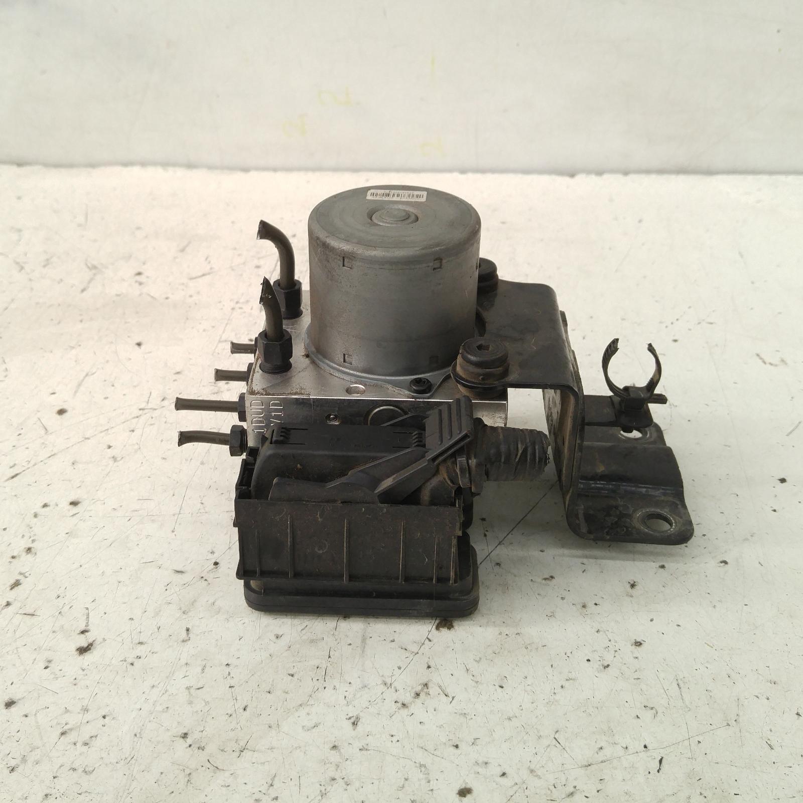 2016 Hyundai I40 Abs Pump/Modulator View Auto part Abs Pump/Modulator Hyundai I40 2016