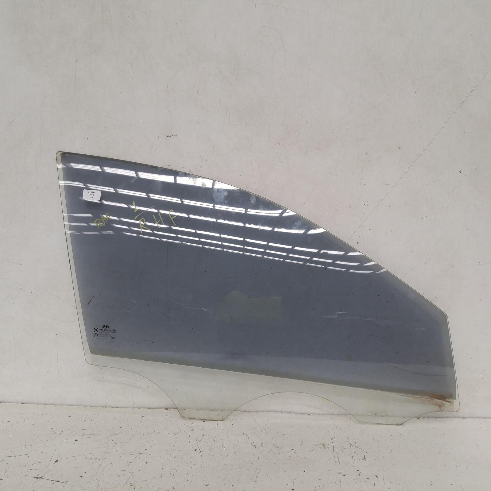 View Auto part Right Front Door Window Hyundai I30 2010