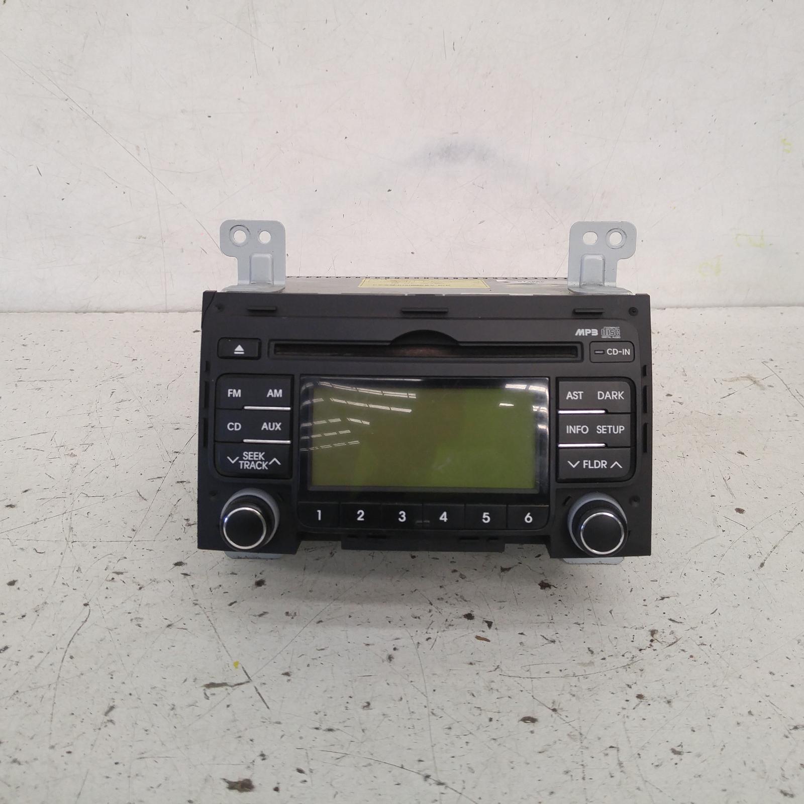View Auto part Radio/Cd/Dvd/Sat/Tv Hyundai I30 2010