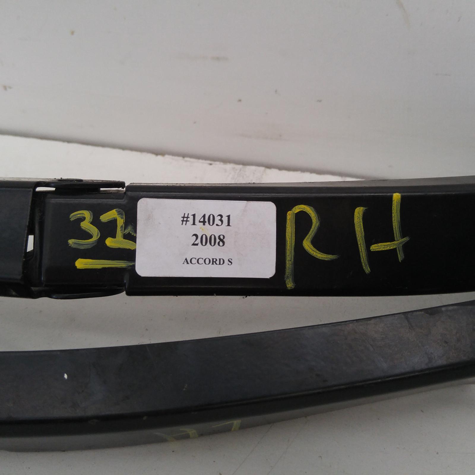View Auto part Wiper Arm Honda Accord 2008