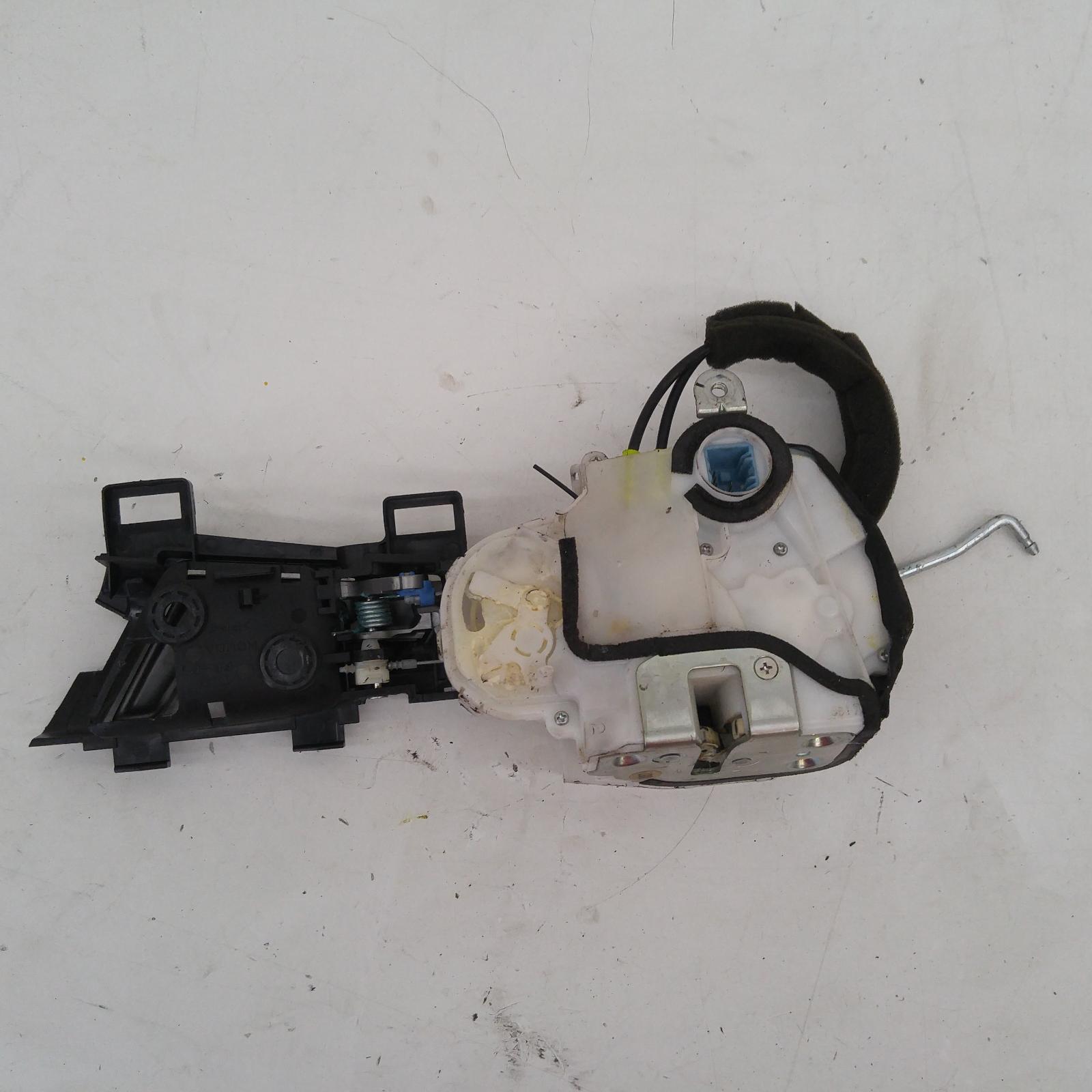 View Auto part Door/Boot/Gate Lock Honda Accord 2008