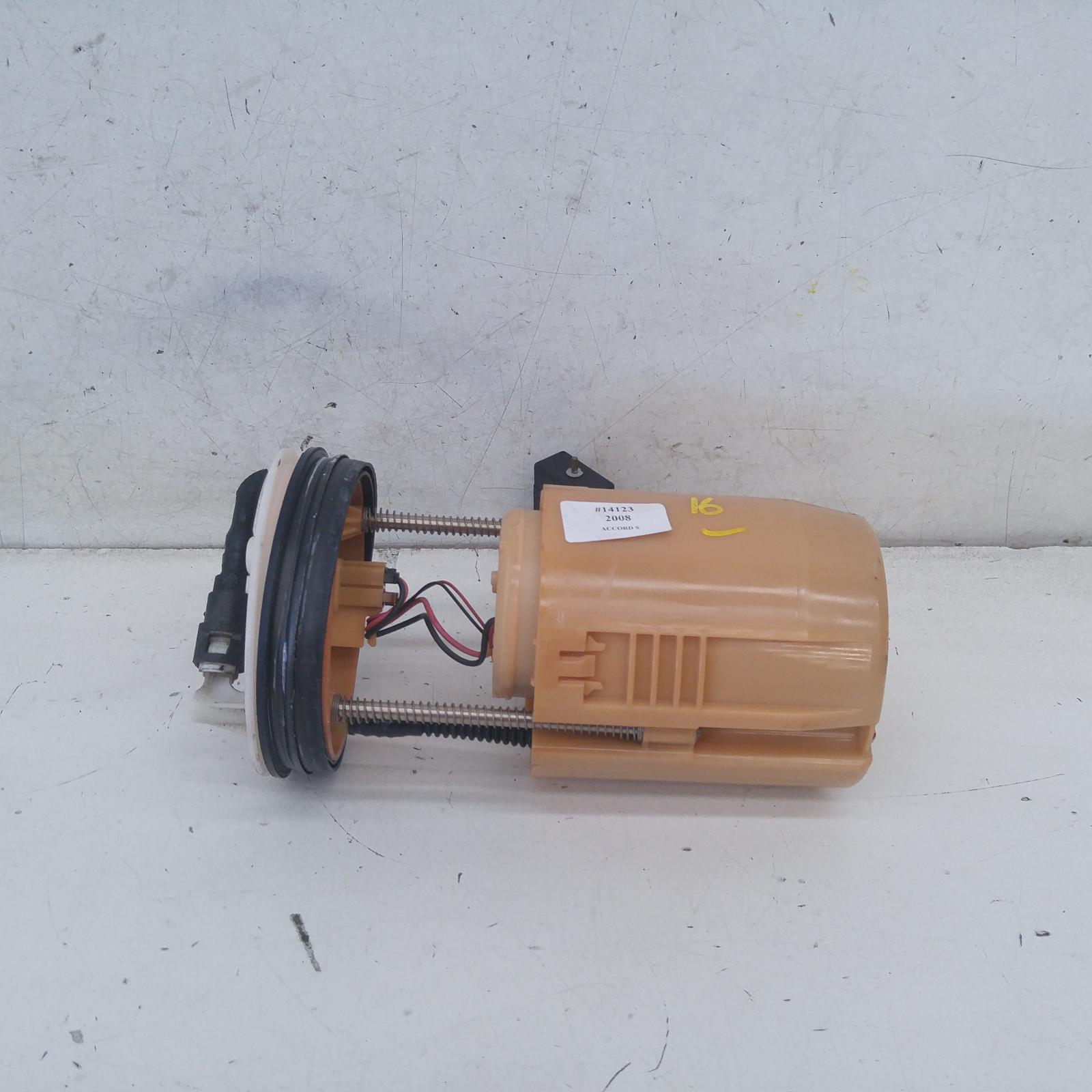 View Auto part Fuel Pump Honda Accord 2008
