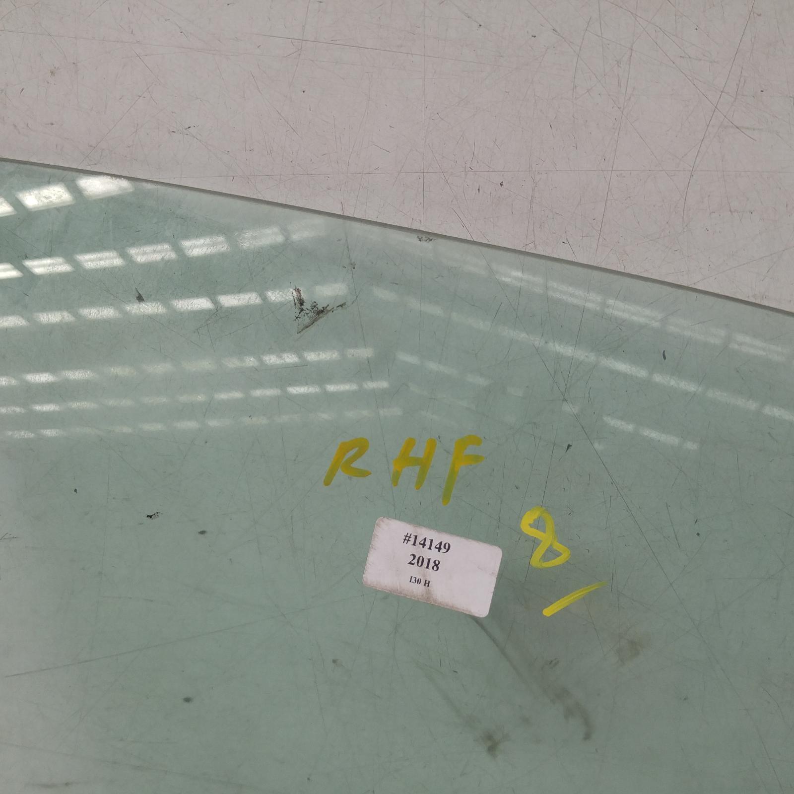 View Auto part Right Front Door Window Hyundai I30 2018