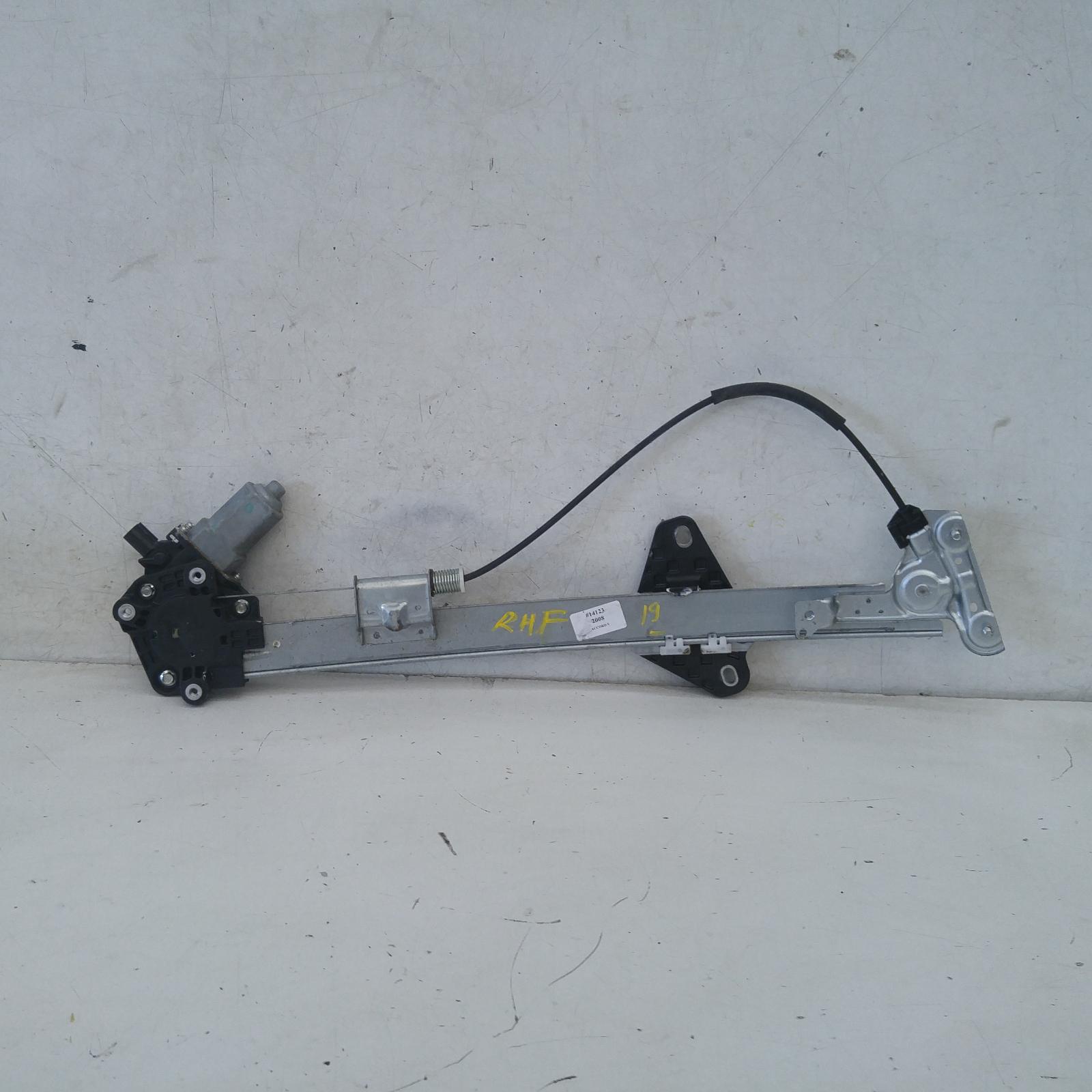 View Auto part Right Front Window Reg/Motor Honda Accord 2008