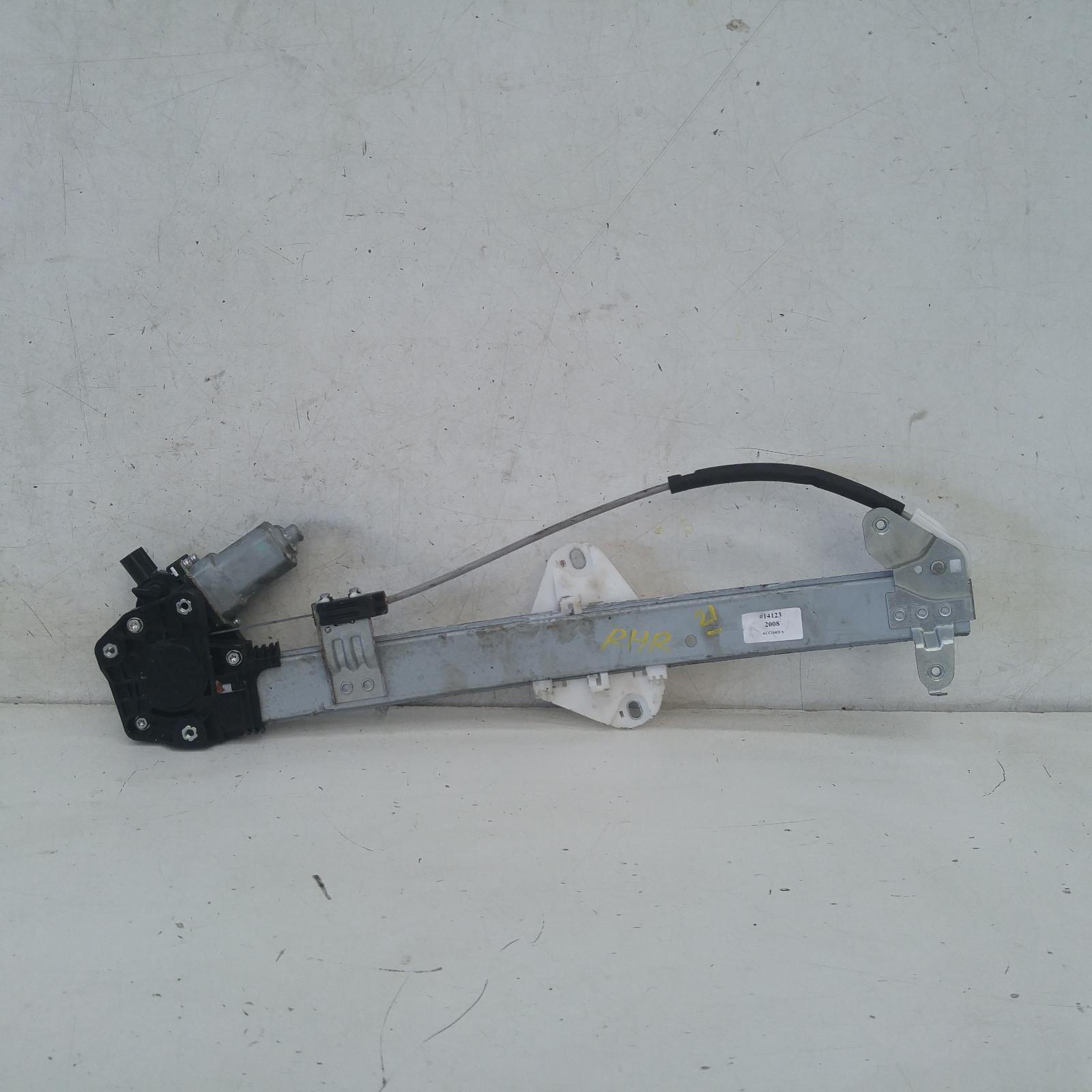 View Auto part Right Rear Wnd Reg/Motor Honda Accord 2008