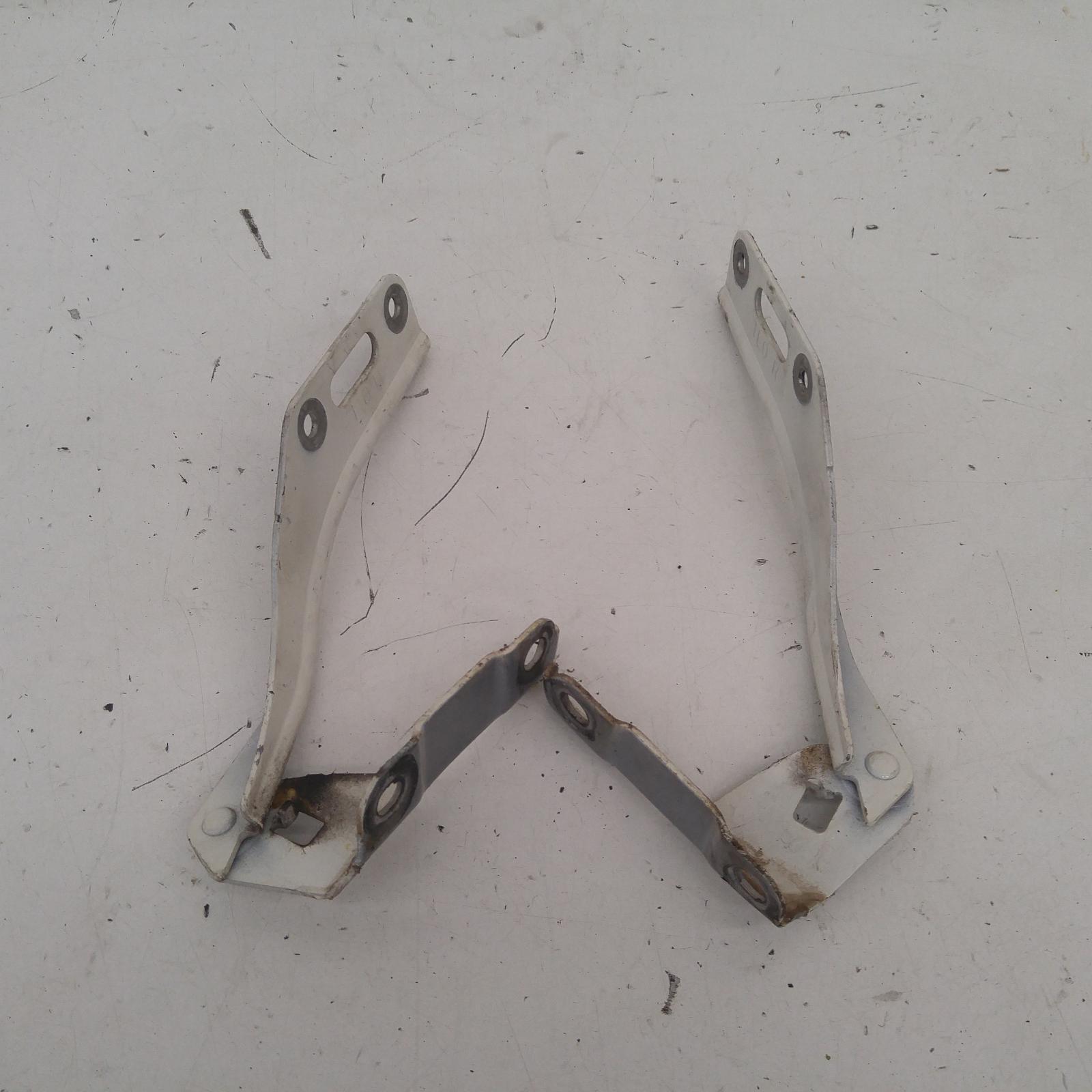 View Auto part Bonnet Hinge/Strut Honda Accord 2008