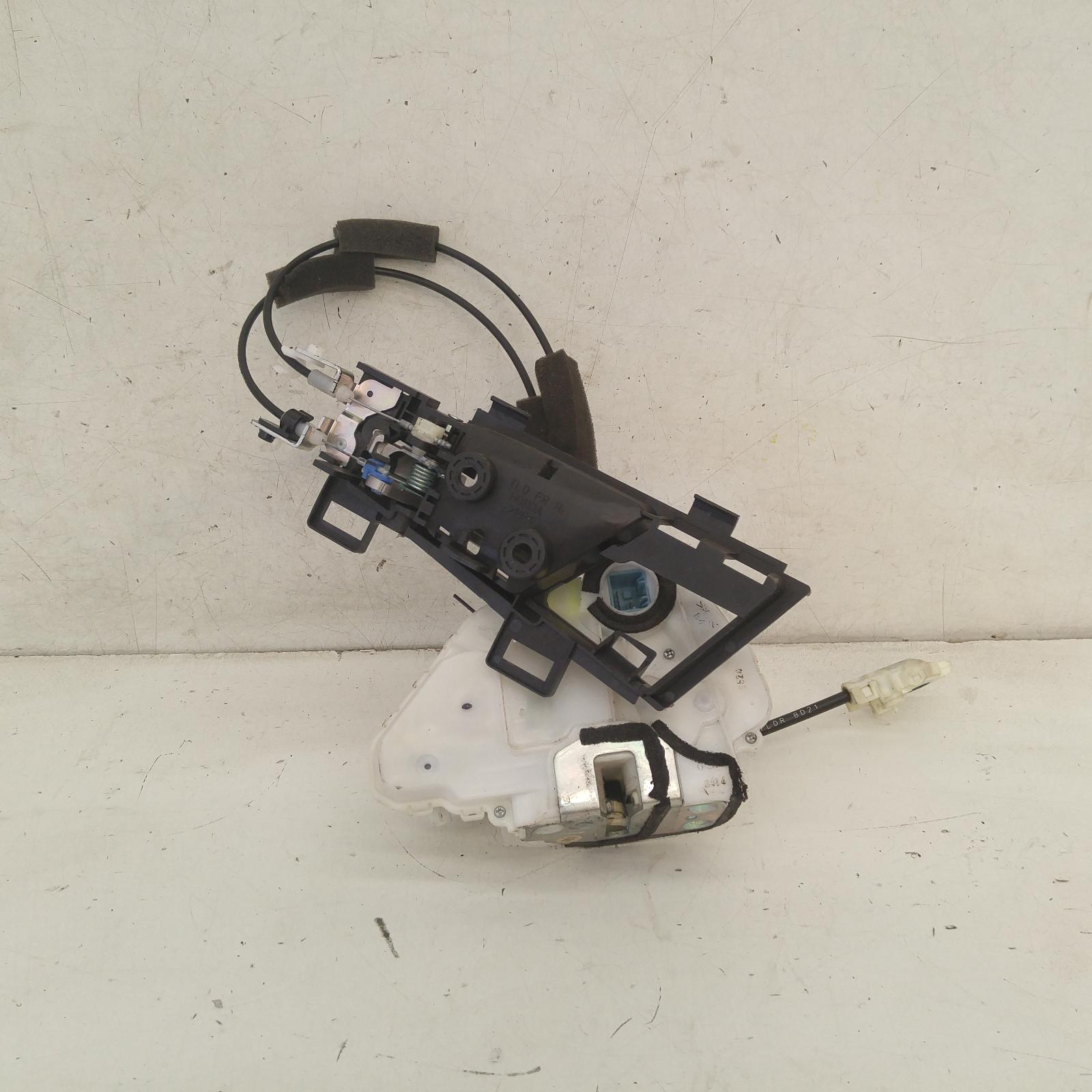 View Auto part Door/Boot/Gate Lock Honda Accord 2008