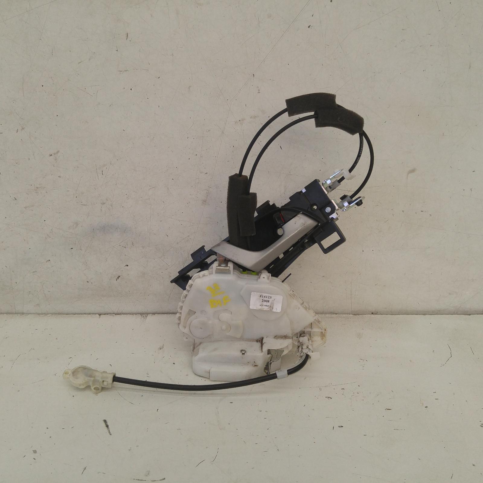 View Auto part Door/Boot/Gate Lock Honda Accord 2008