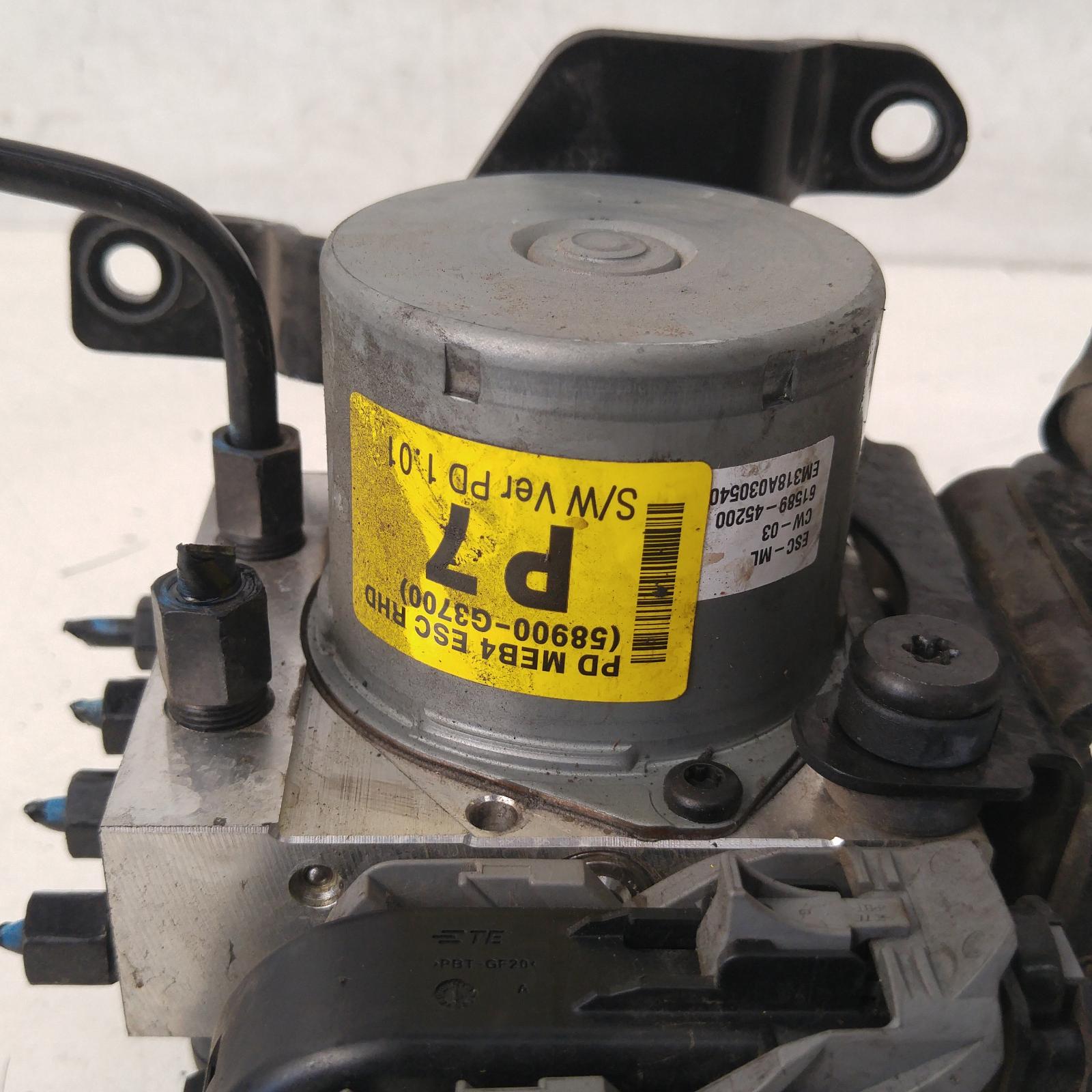 2018 Hyundai I30 Abs Pump/Modulator View Auto part Abs Pump/Modulator Hyundai I30 2018