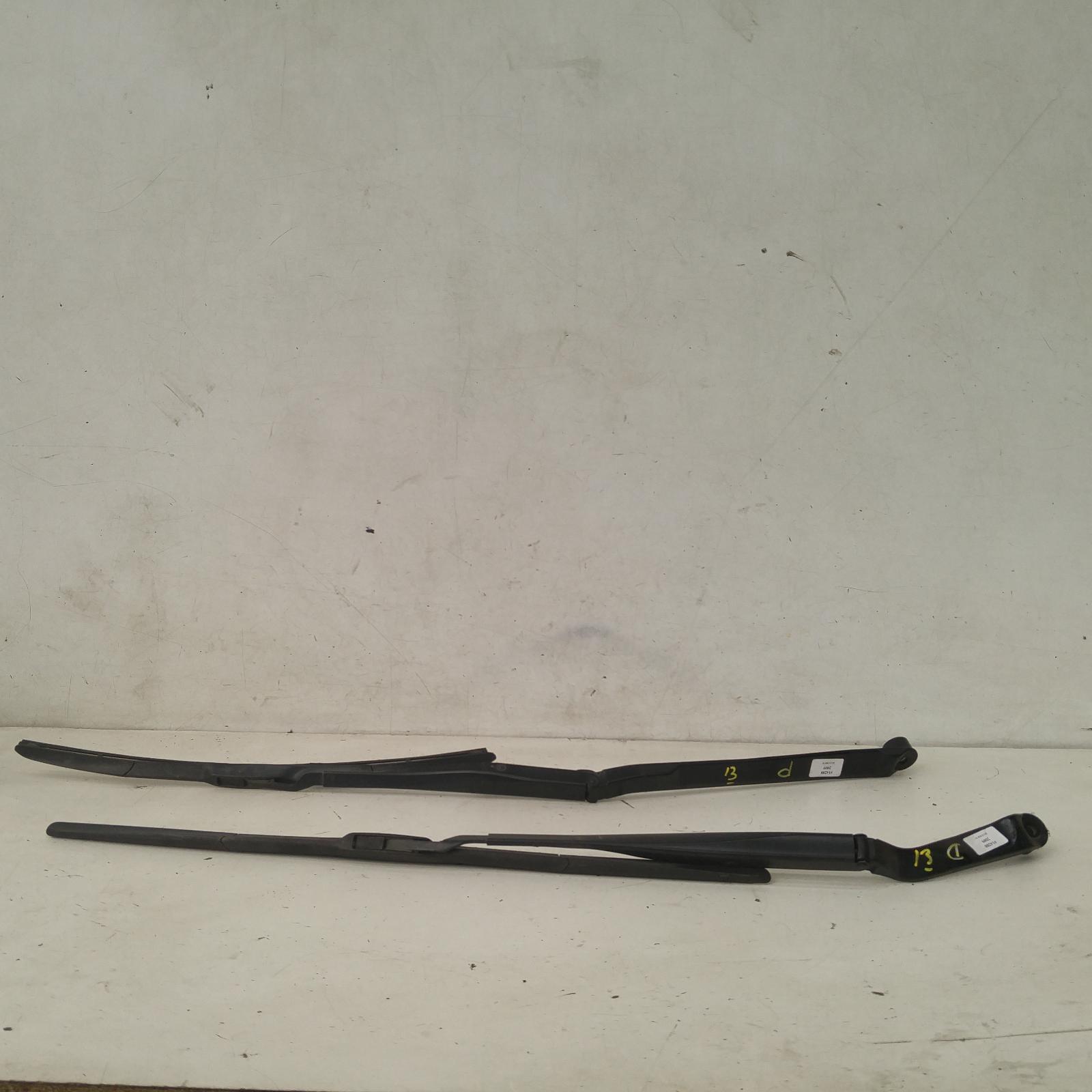 View Auto part Wiper Arm Toyota Kluger 2009