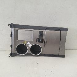 View Auto part Console Toyota Kluger 2009