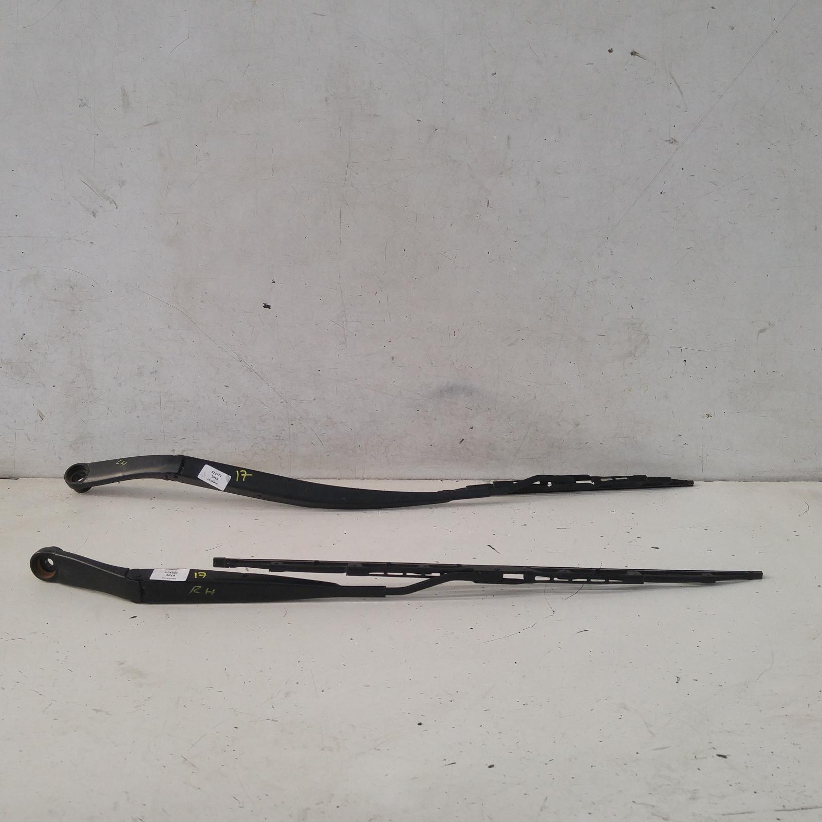 View Auto part Wiper Arm Kia Picanto 2018