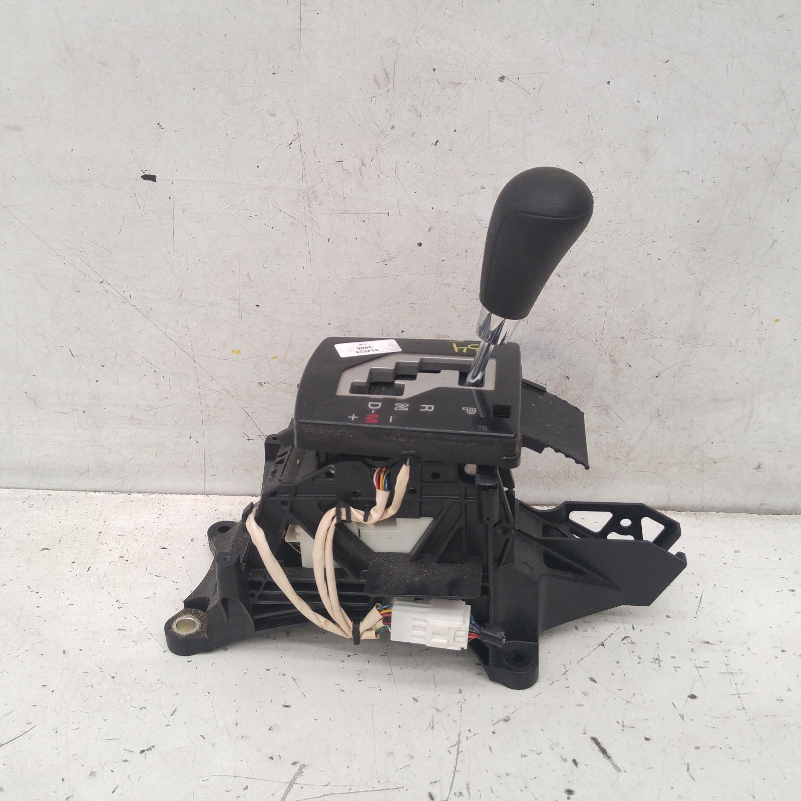 View Auto part Gear Stick/Shifter Mazda 6 2008