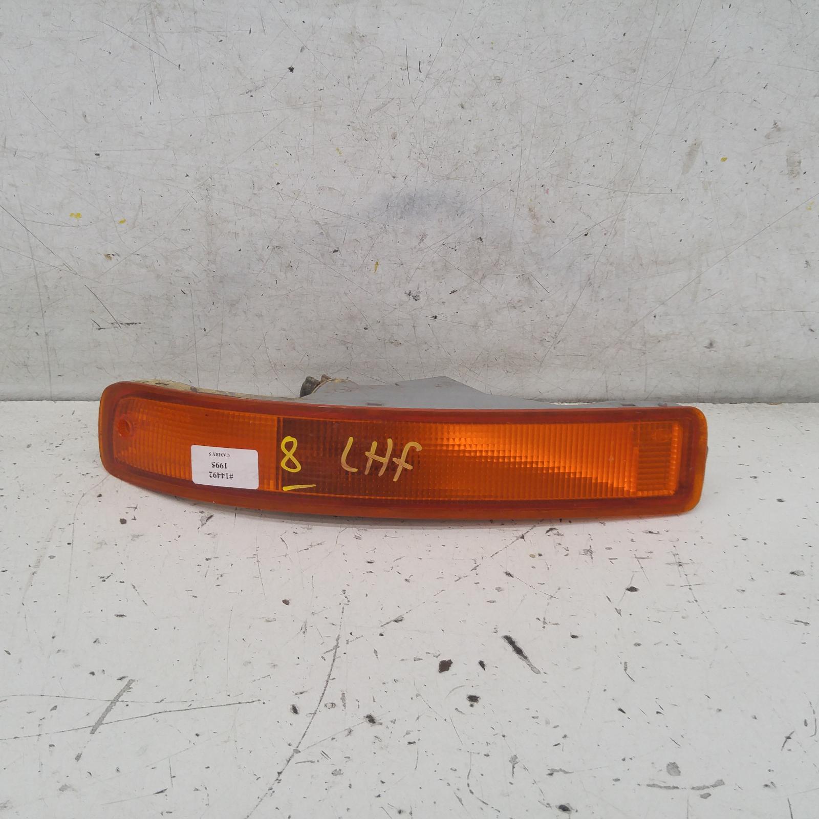 View Auto part Left Indicator/Fog/Side Toyota Camry 1995