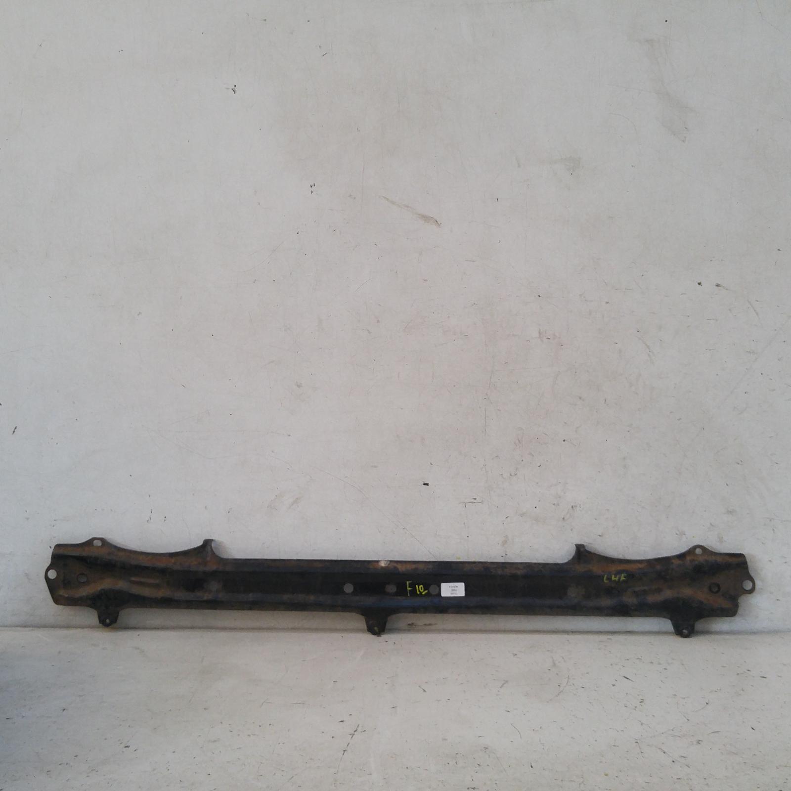 View Auto part F/Bar Reinforc/Brack Toyota Hiace 2011