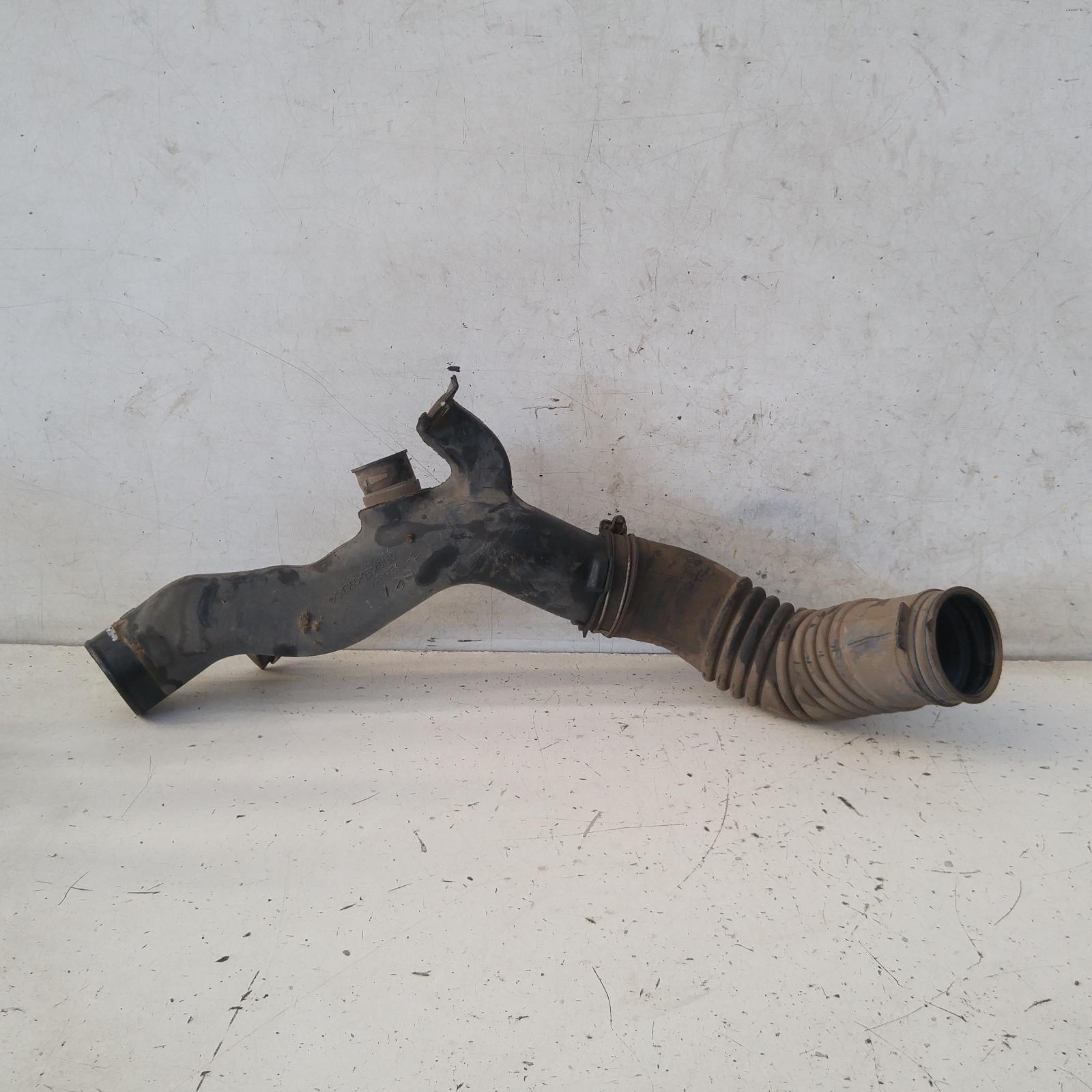 View Auto part Air Cleaner Duct/Hos Toyota Hiace 2011