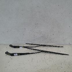 View Auto part Wiper Arm Toyota Hiace 2011