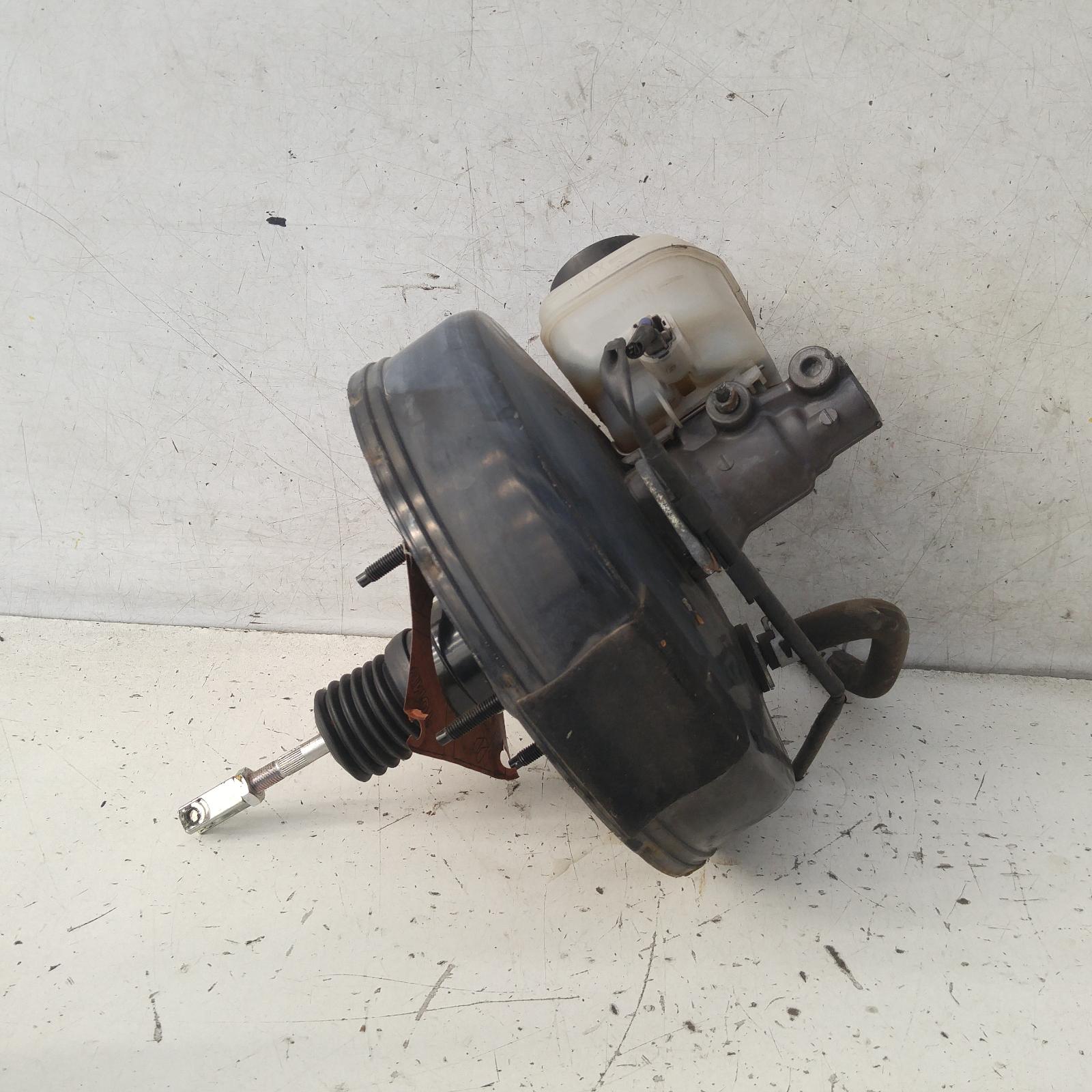View Auto part Brake Booster Toyota Hiace 2011