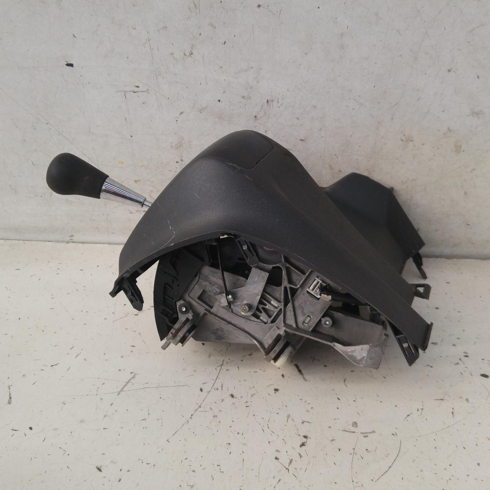 View Auto part Gear Stick/Shifter Toyota Hiace 2011