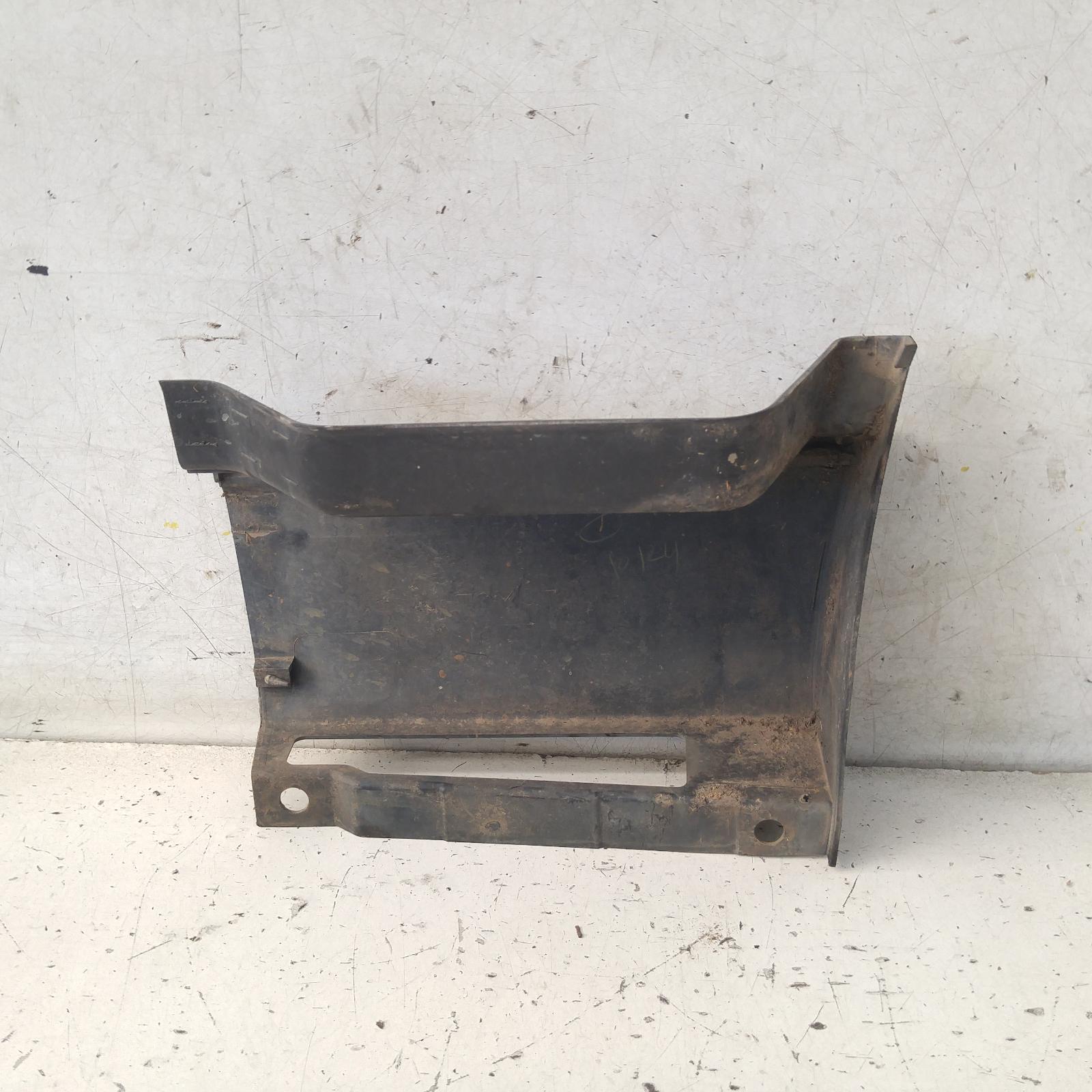 View Auto part Side Step/Skirt Toyota Hiace 2011