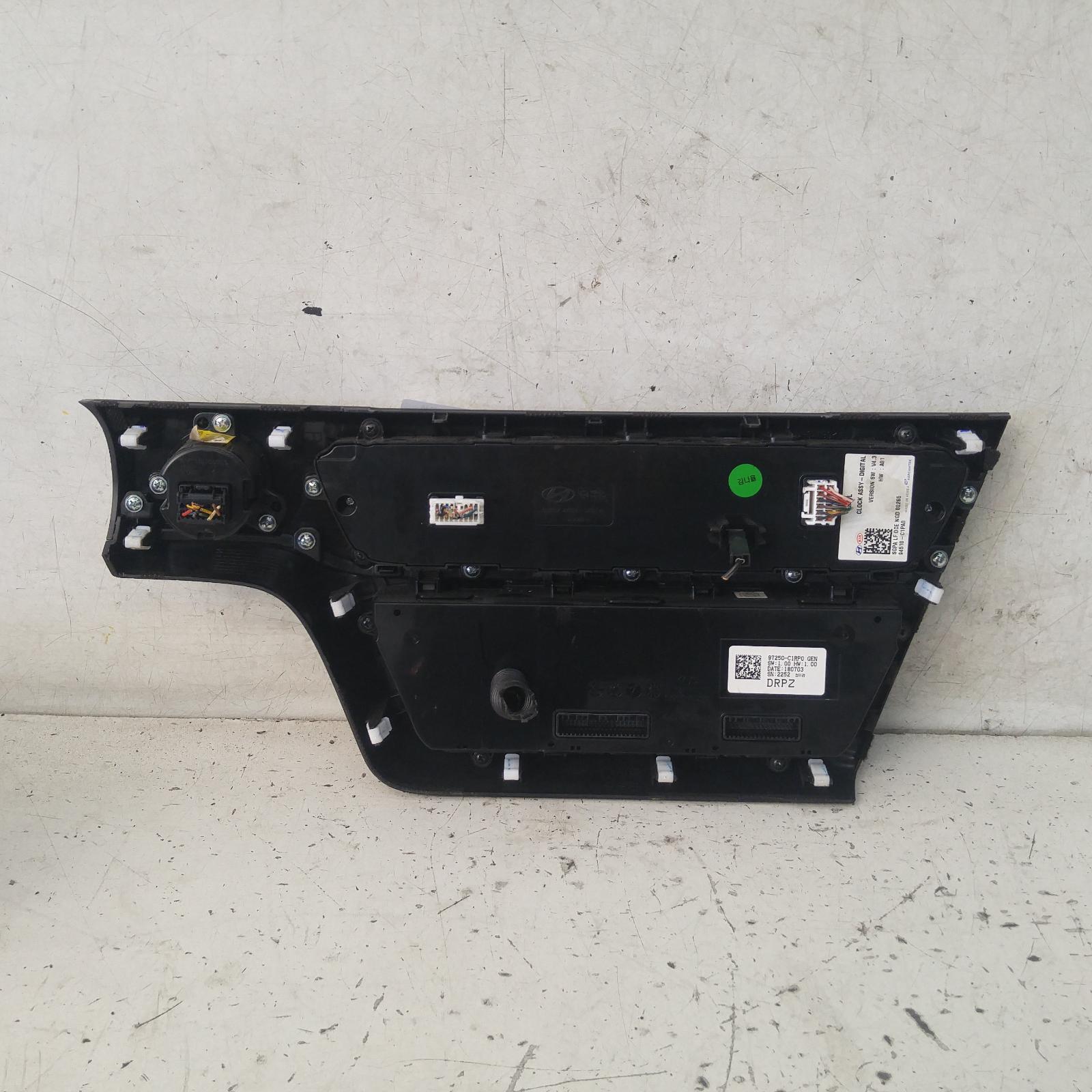 View Auto part Radio/Cd/Dvd/Sat/Tv Hyundai Sonata 2018