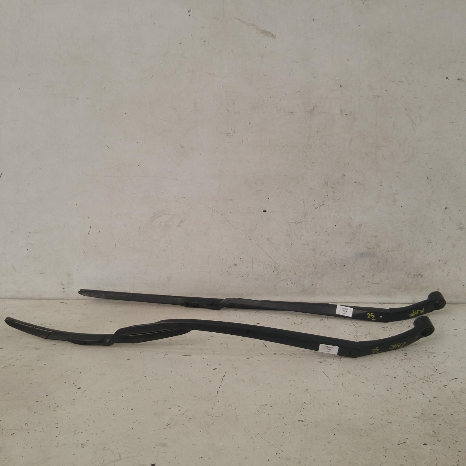 View Auto part Wiper Arm Hyundai Sonata 2018