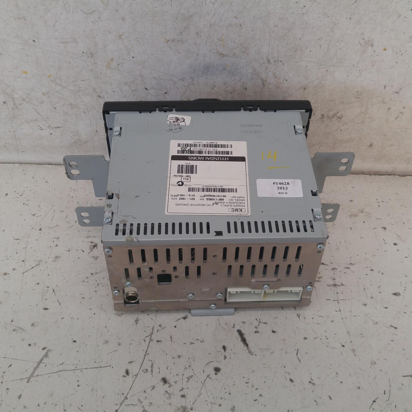 View Auto part Radio/Cd/Dvd/Sat/Tv Kia Rio 2013