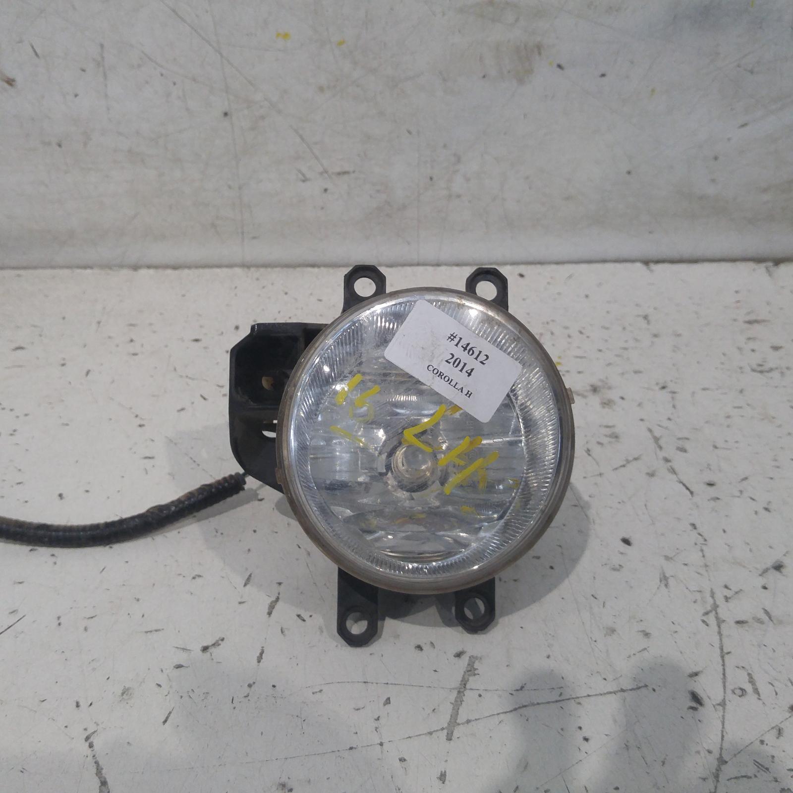 View Auto part Left Indicator/Fog/Side Toyota Corolla 2014
