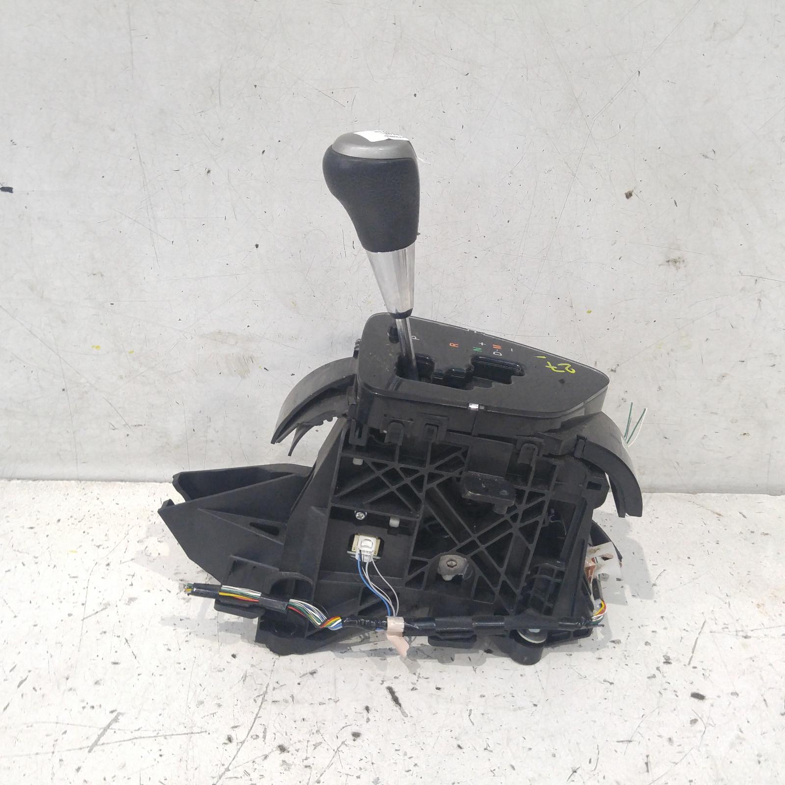 View Auto part Gear Stick/Shifter Toyota Corolla 2014