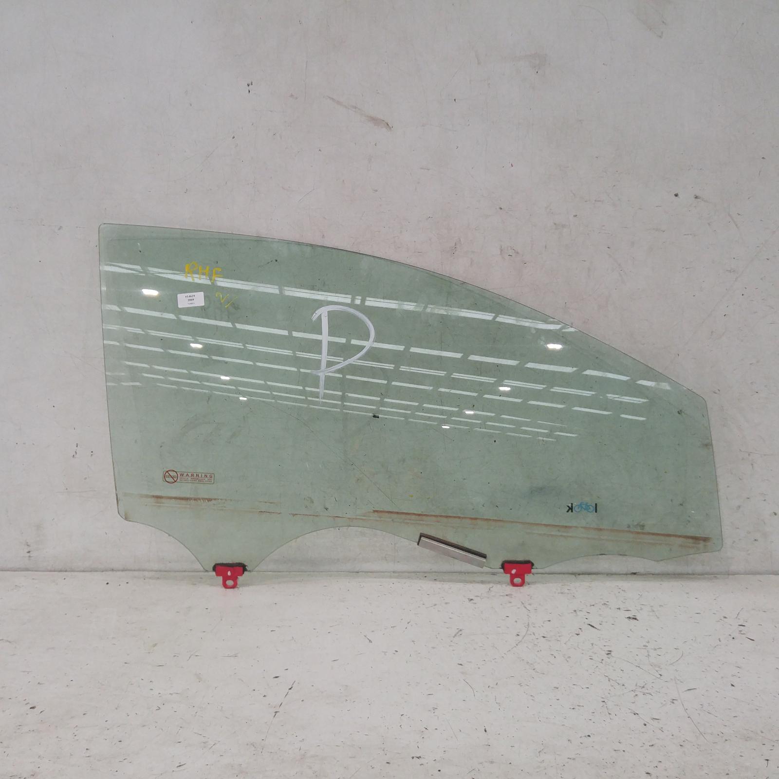 View Auto part Right Front Door Window Toyota Yaris 2009