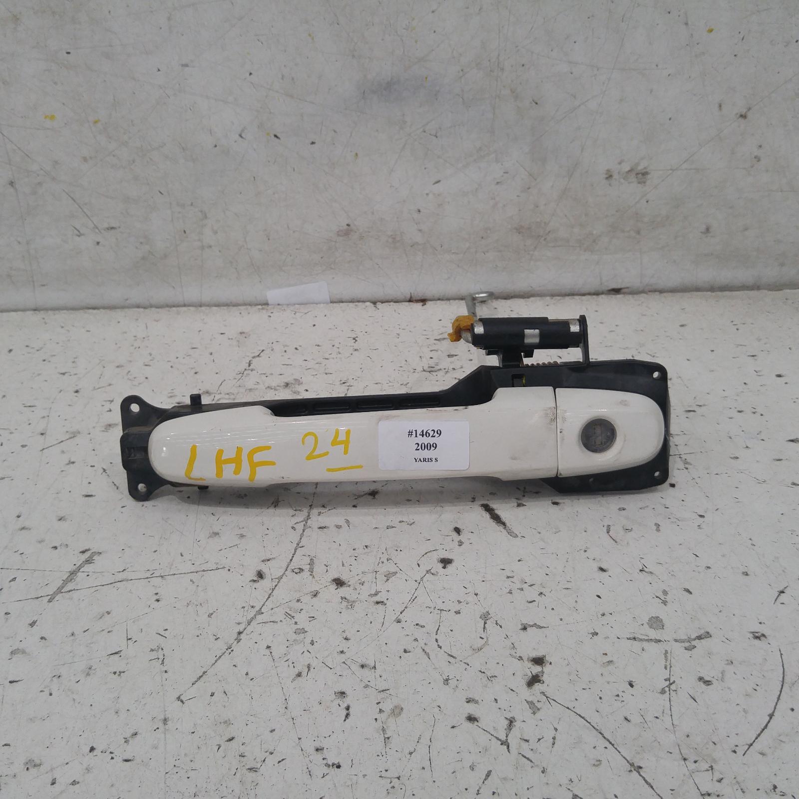 View Auto part Door Handle Toyota Yaris 2009