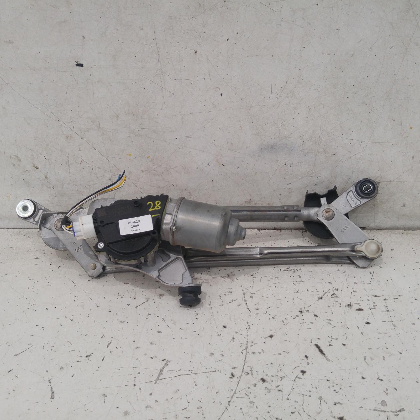 View Auto part Wiper Motor Toyota Yaris 2009
