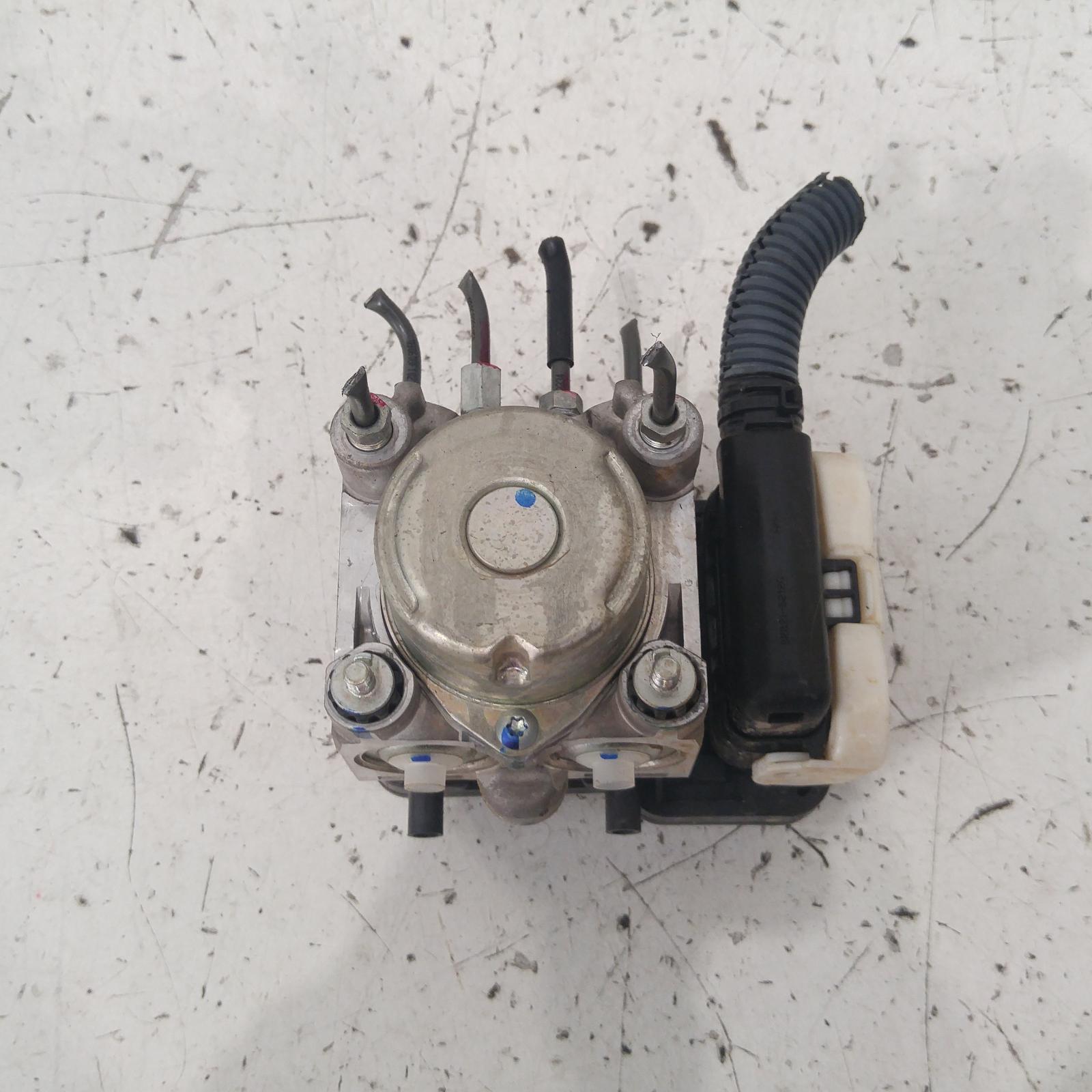View Auto part Abs Pump/Modulator Toyota Yaris 2009