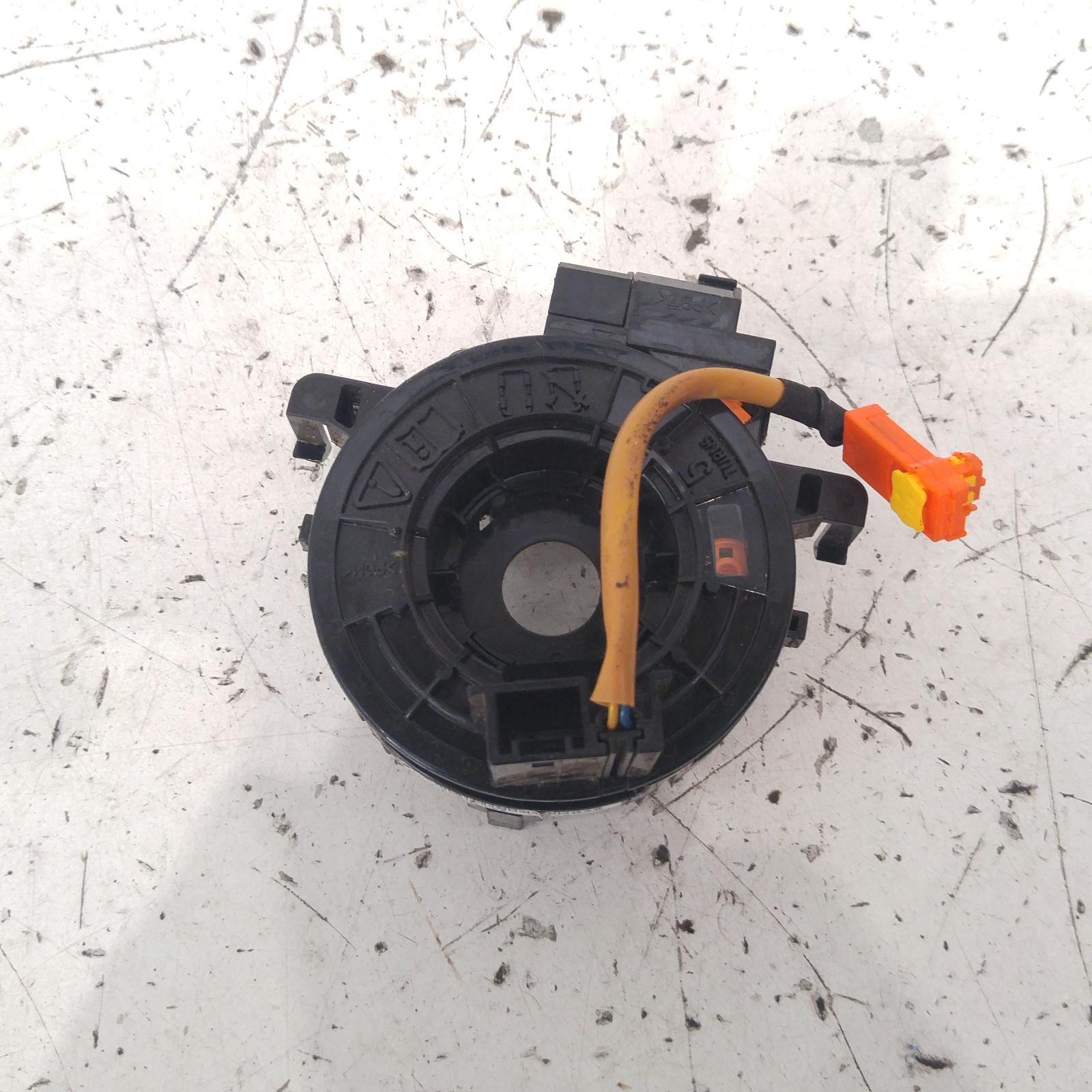 View Auto part Airbag Module/Sensor Toyota Yaris 2009