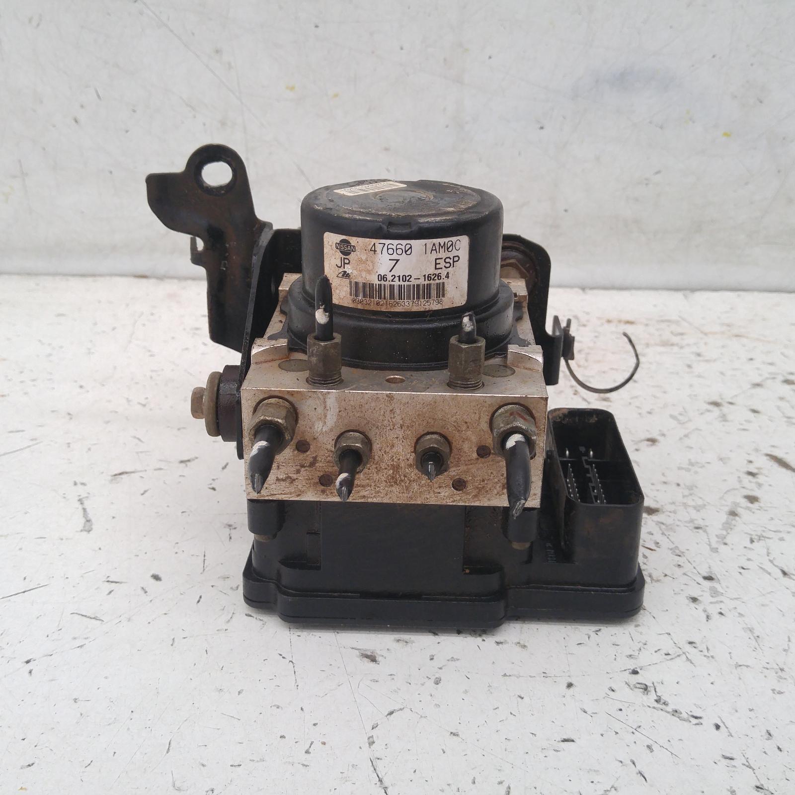 2009 Nissan Murano Abs Pump/Modulator View Auto part Abs Pump/Modulator Nissan Murano 2009