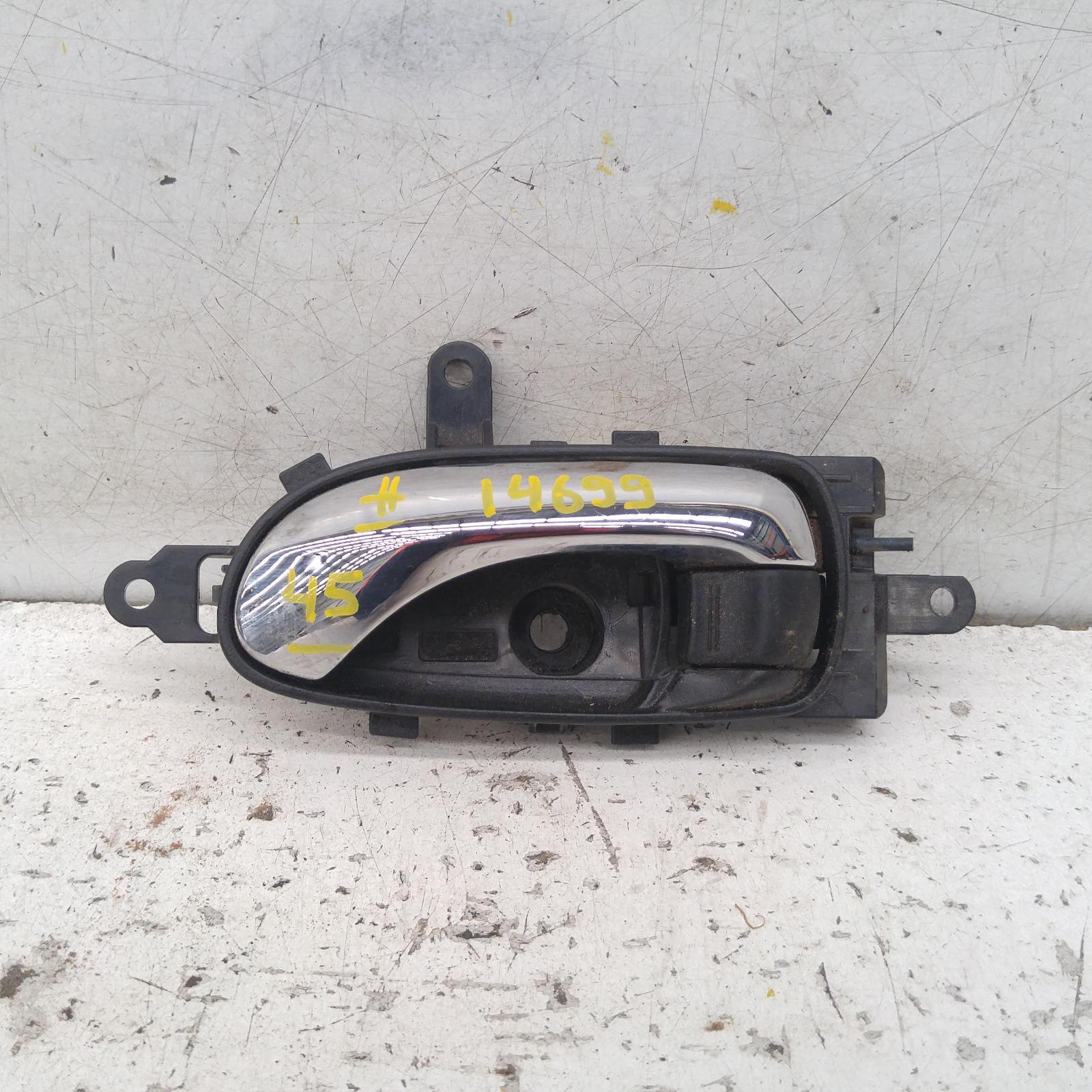View Auto part Door Handle Nissan Murano 2009