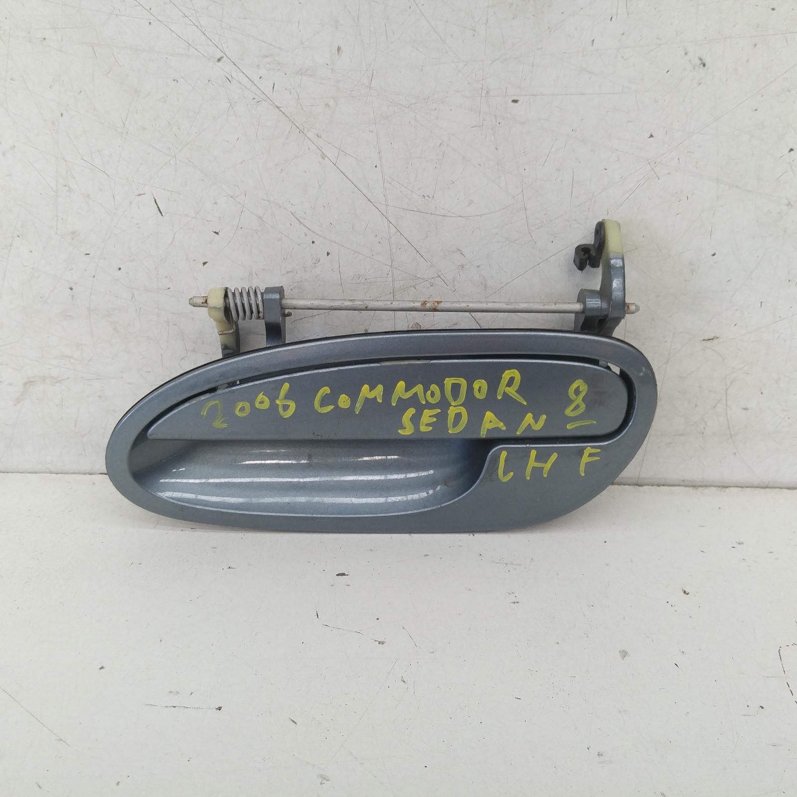 View Auto part Door Handle Holden Commodore 2006